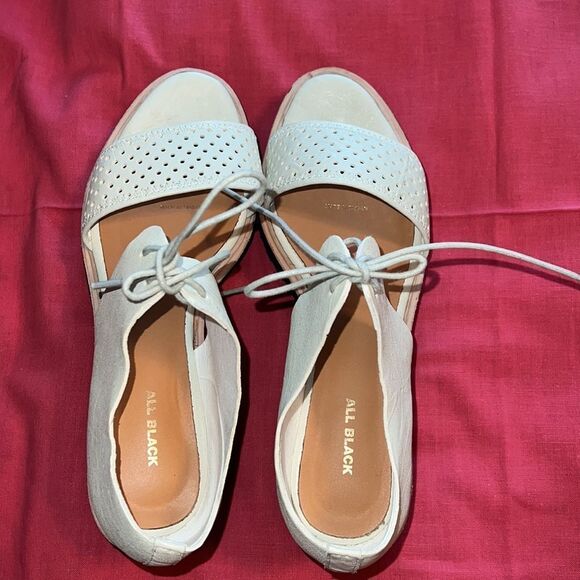 ALL BLACK platform cream off-white sandals. EUC. Size EU39.  US 8.5 - Picture 1 of 6